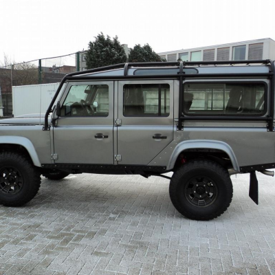 Defender 110 (grijs) model 2012