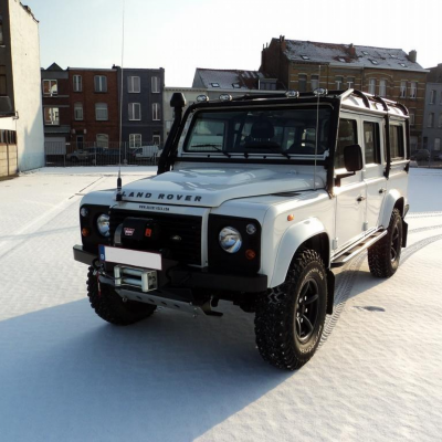 Defender 110 (wit)